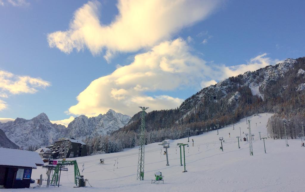 Apartmaji In Sobe Tina Kranjska Gora Εξωτερικό φωτογραφία