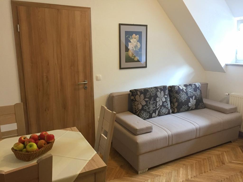 Apartmaji In Sobe Tina Kranjska Gora Εξωτερικό φωτογραφία