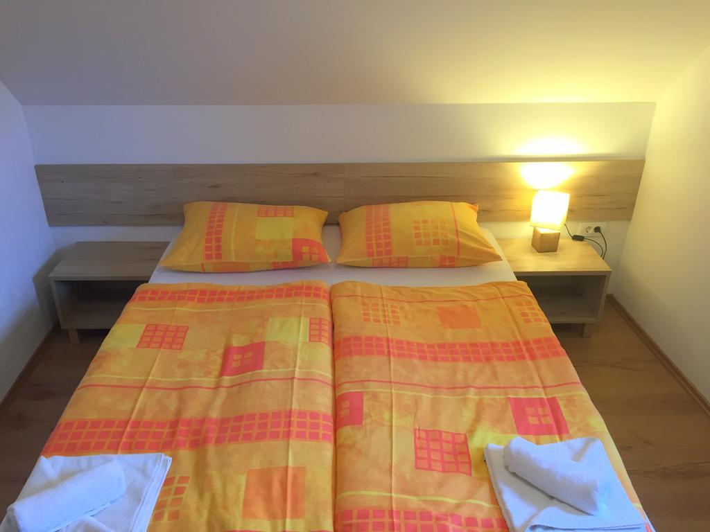 Apartmaji In Sobe Tina Kranjska Gora Εξωτερικό φωτογραφία