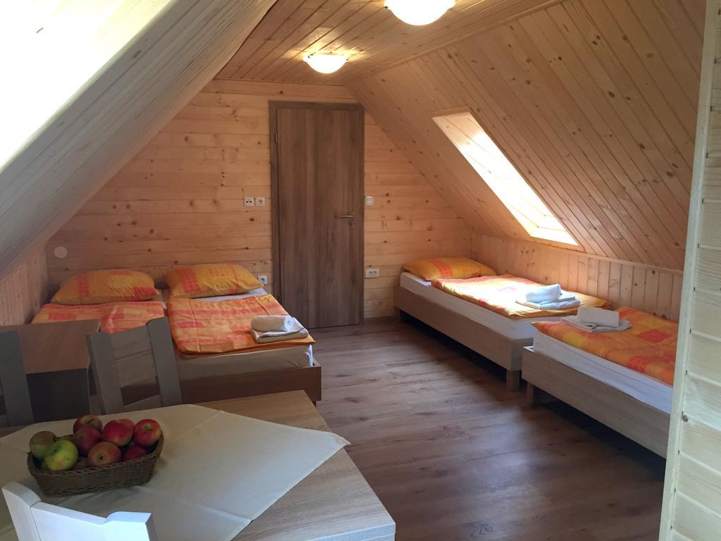 Apartmaji In Sobe Tina Kranjska Gora Εξωτερικό φωτογραφία