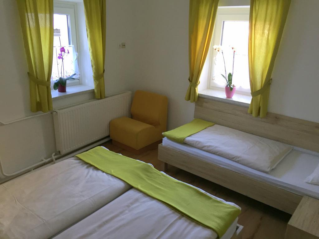 Apartmaji In Sobe Tina Kranjska Gora Εξωτερικό φωτογραφία