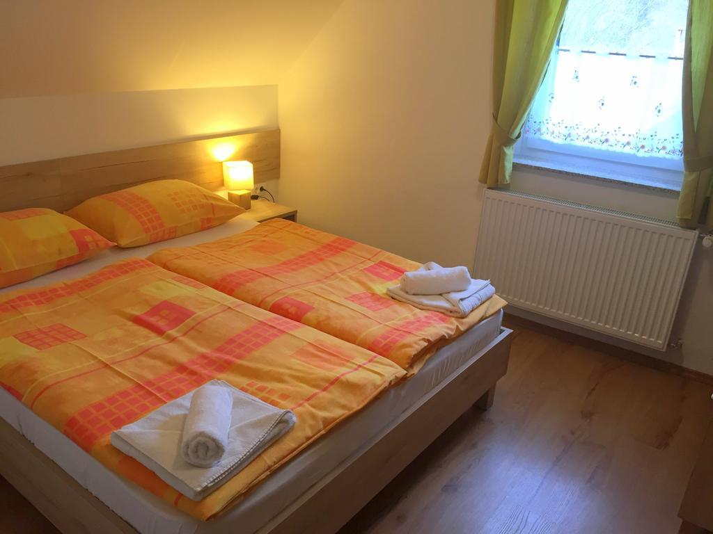 Apartmaji In Sobe Tina Kranjska Gora Εξωτερικό φωτογραφία