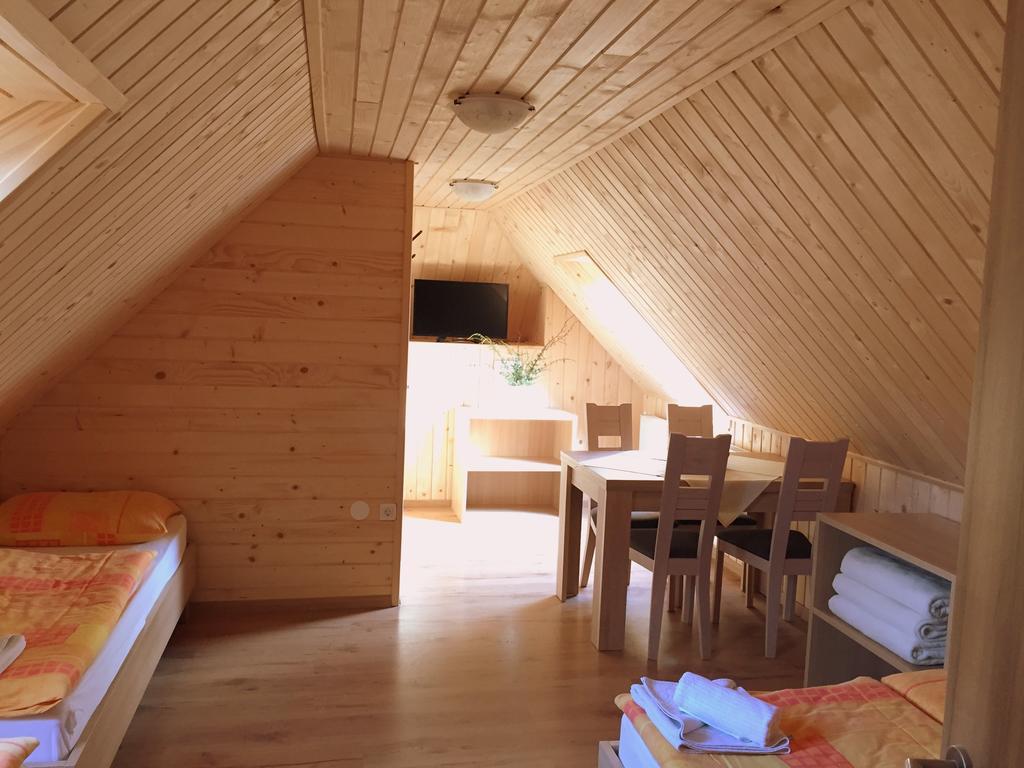 Apartmaji In Sobe Tina Kranjska Gora Εξωτερικό φωτογραφία