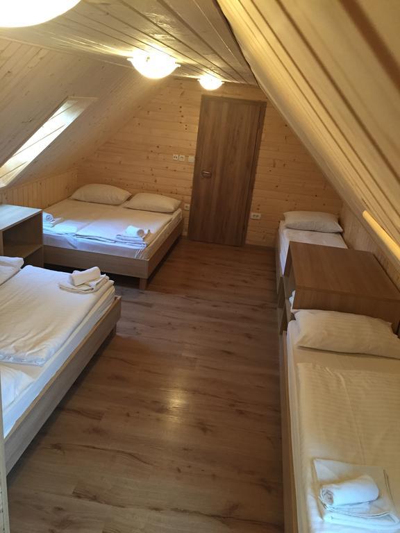 Apartmaji In Sobe Tina Kranjska Gora Εξωτερικό φωτογραφία