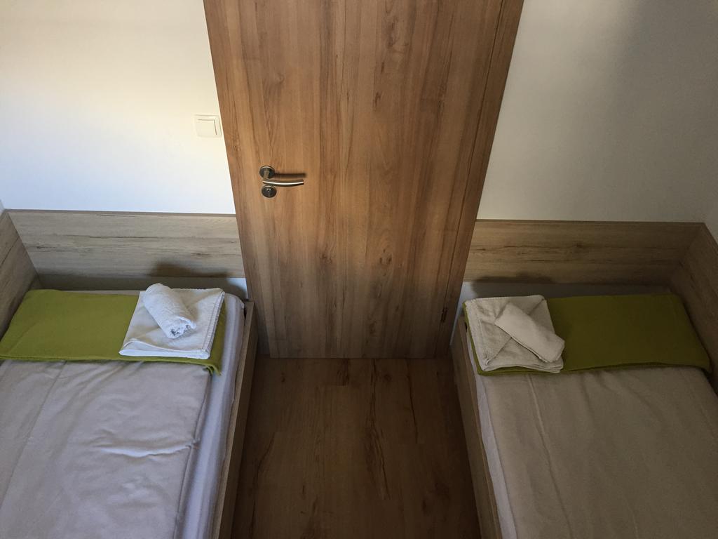 Apartmaji In Sobe Tina Kranjska Gora Εξωτερικό φωτογραφία