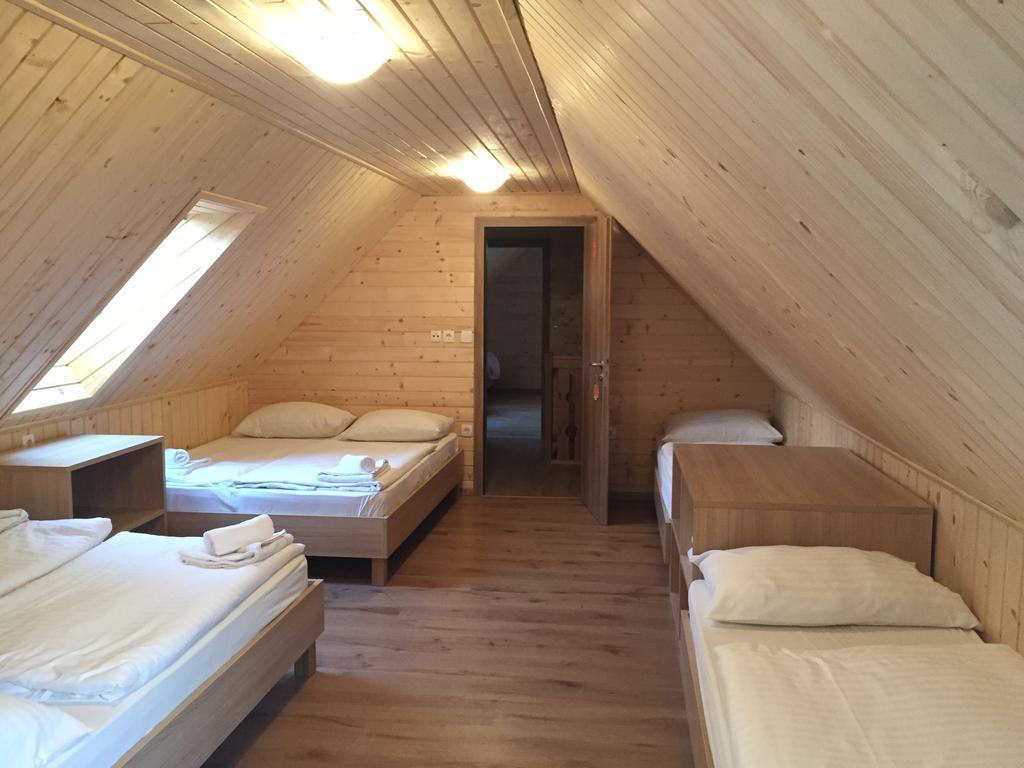 Apartmaji In Sobe Tina Kranjska Gora Εξωτερικό φωτογραφία